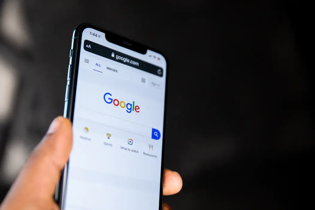 Google search open on a mobile phone